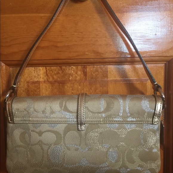 Coach Small Purse - Picture 4 of 4